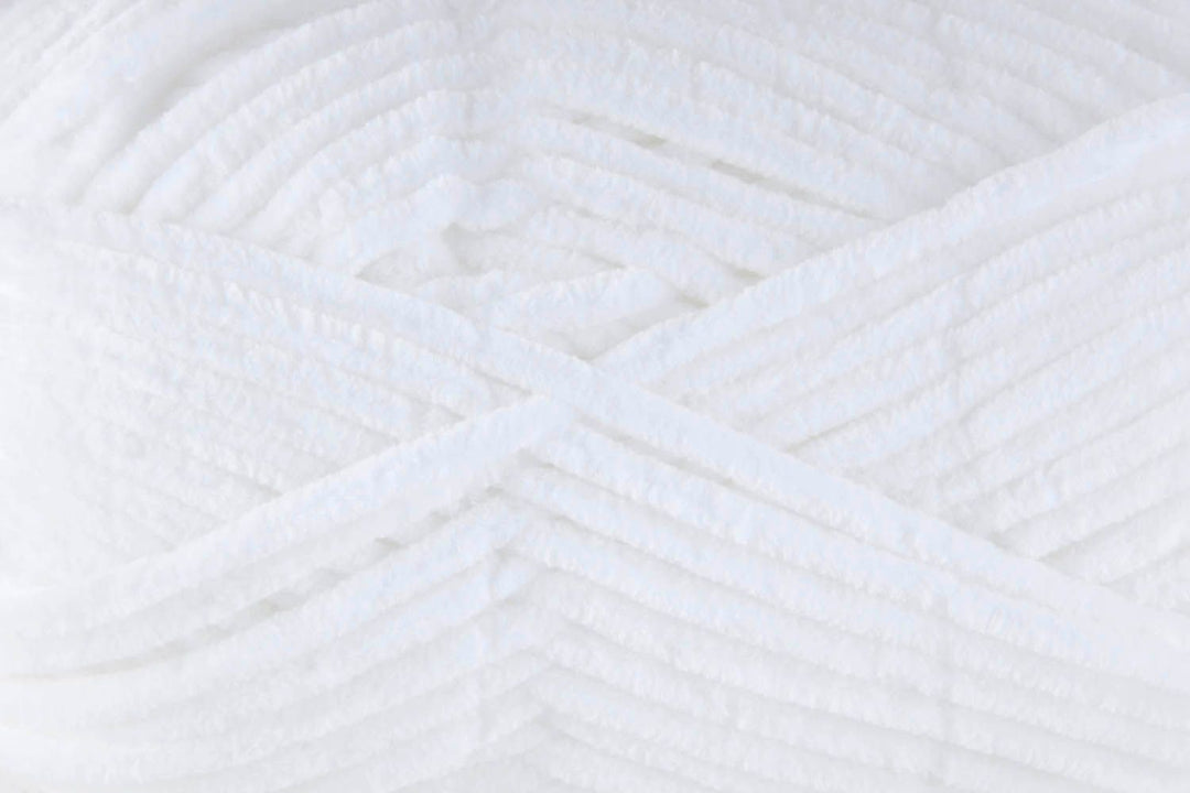 Universal Yarn Bella Chenille