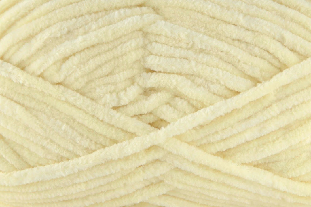 Universal Yarn Bella Chenille