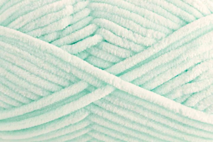 Universal Yarn Bella Chenille