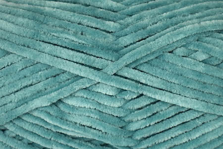 Universal Yarn Bella Chenille