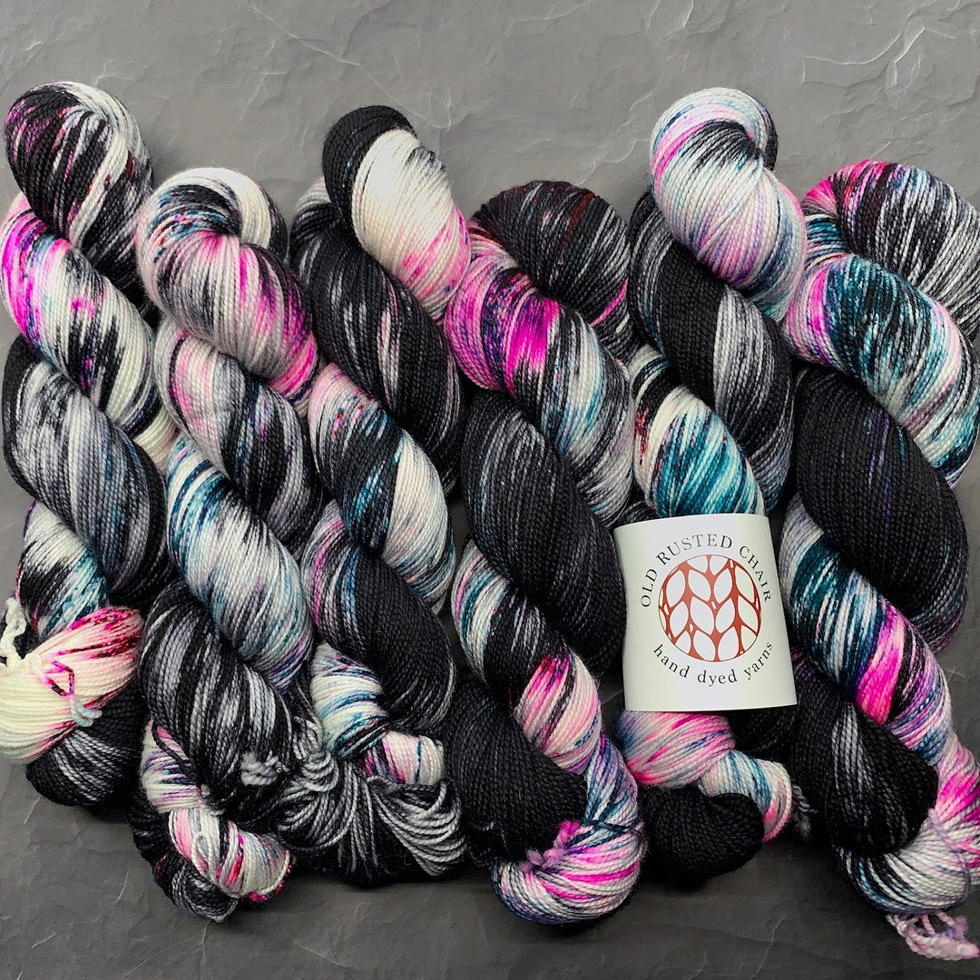 Old Rusted Chair Squish DK