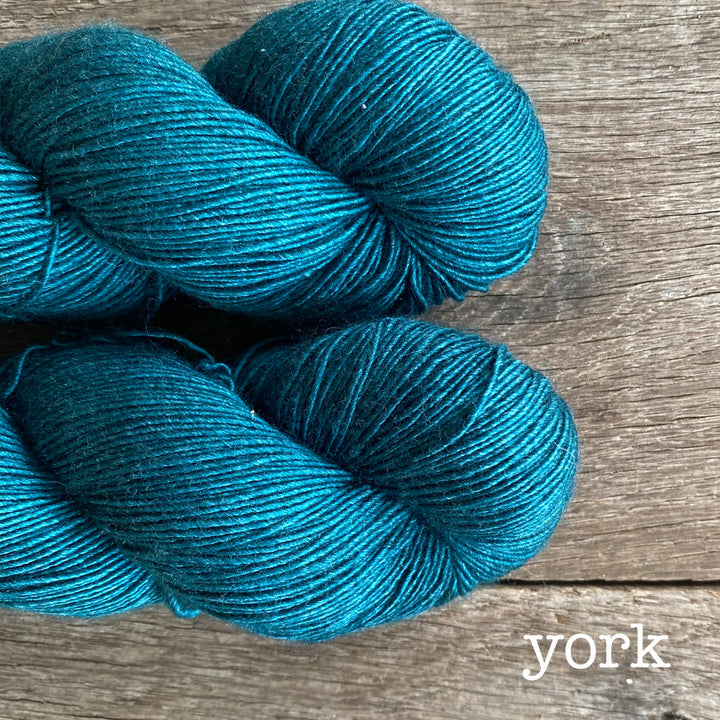 The Farmers Daughter Foxy Lady