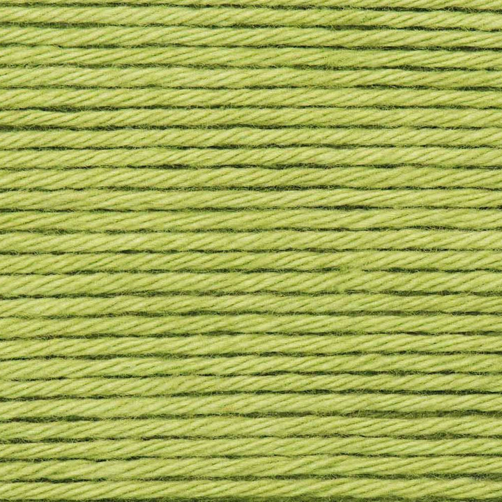 Close-up of green yarn texture