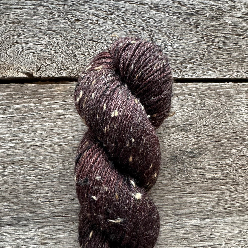Old Rusted Chair Tweed DK
