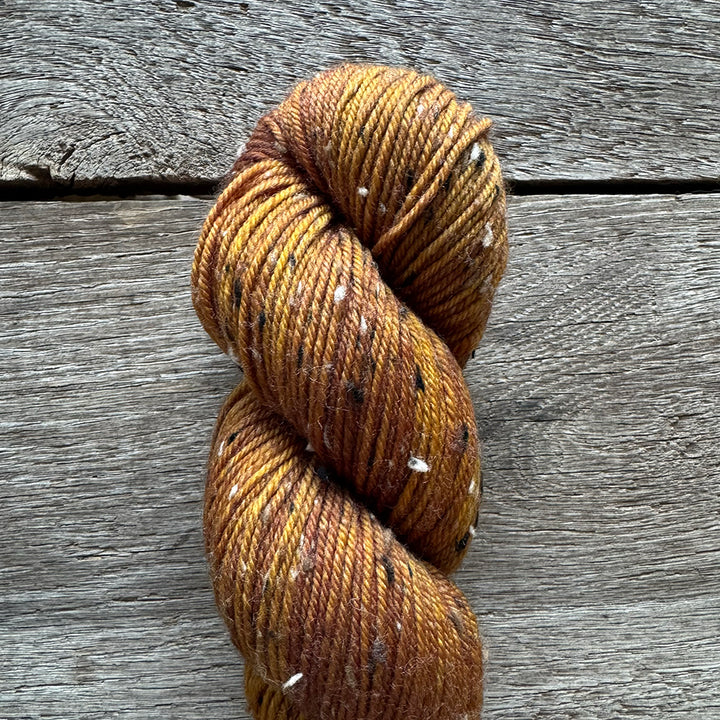 Old Rusted Chair Tweed DK