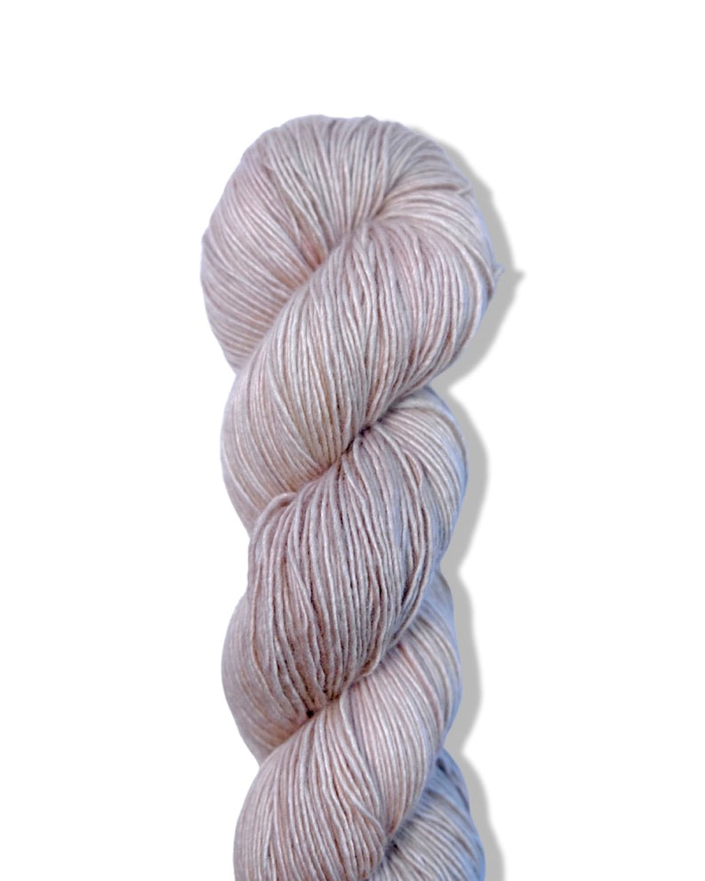 Modus Operandi Fibers Silky Fingering