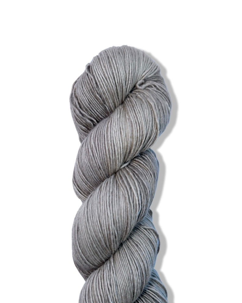 Modus Operandi Fibers Silky Fingering