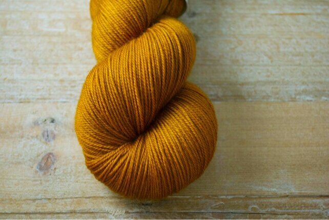 Magpie Fibers Swanky DK