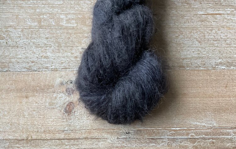 Magpie Fibers Feather Mohair