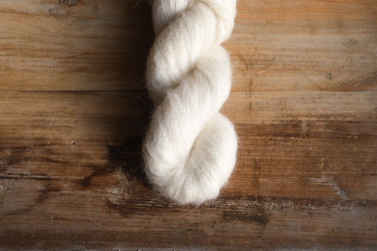 Magpie Fibers Feather Mohair