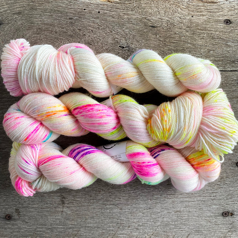 Oink Pigments Targhee Sock