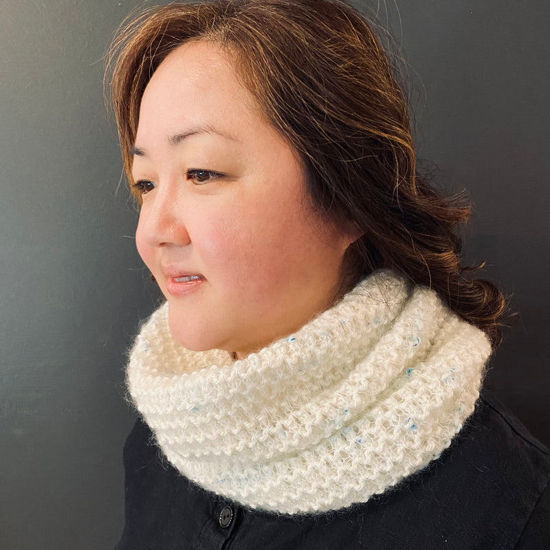 Winter Sprinkles Lace Link Cowl Kit