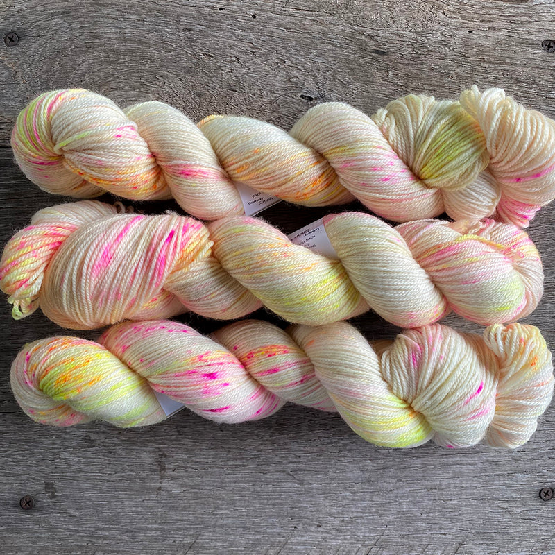 Oink Pigments Targhee Sock